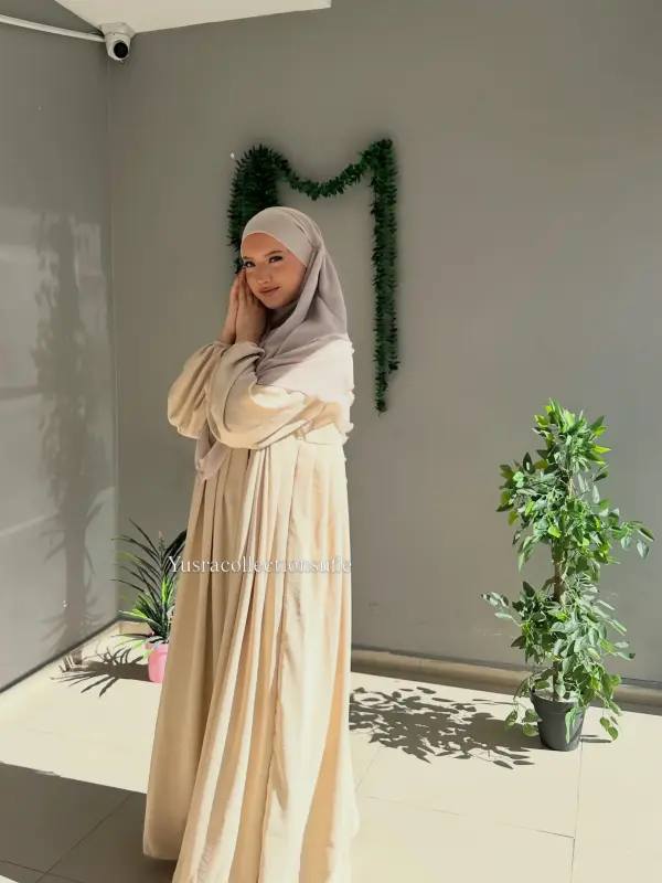 Ayrobin Takım Kısa Sufle İle Bej Renk